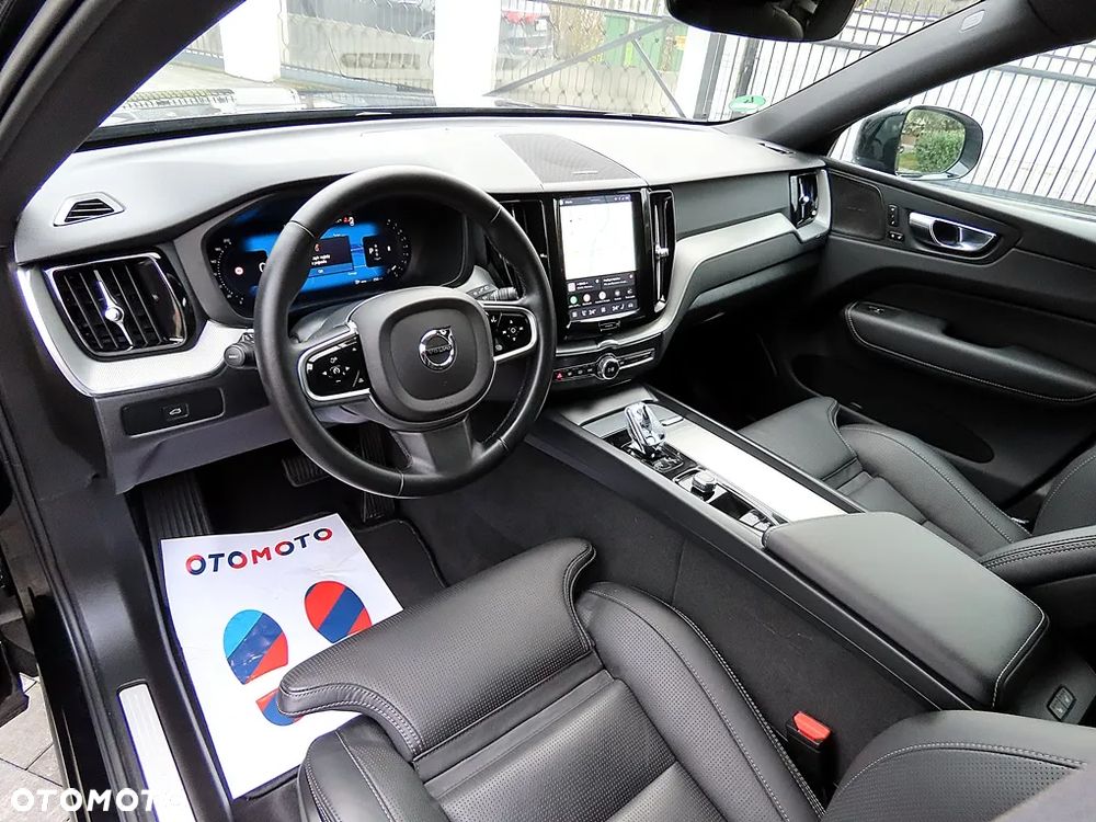 Volvo XC 60 B5 AWD Ultra Dark - 39