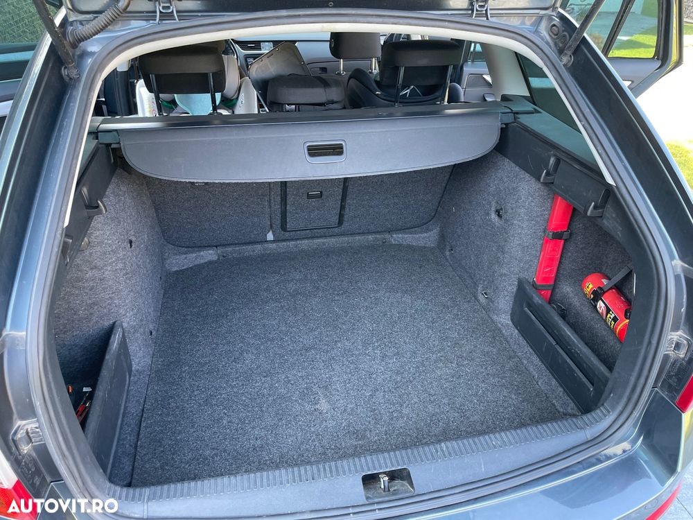 Skoda Octavia 1.6 TDI GREENLINE - 8