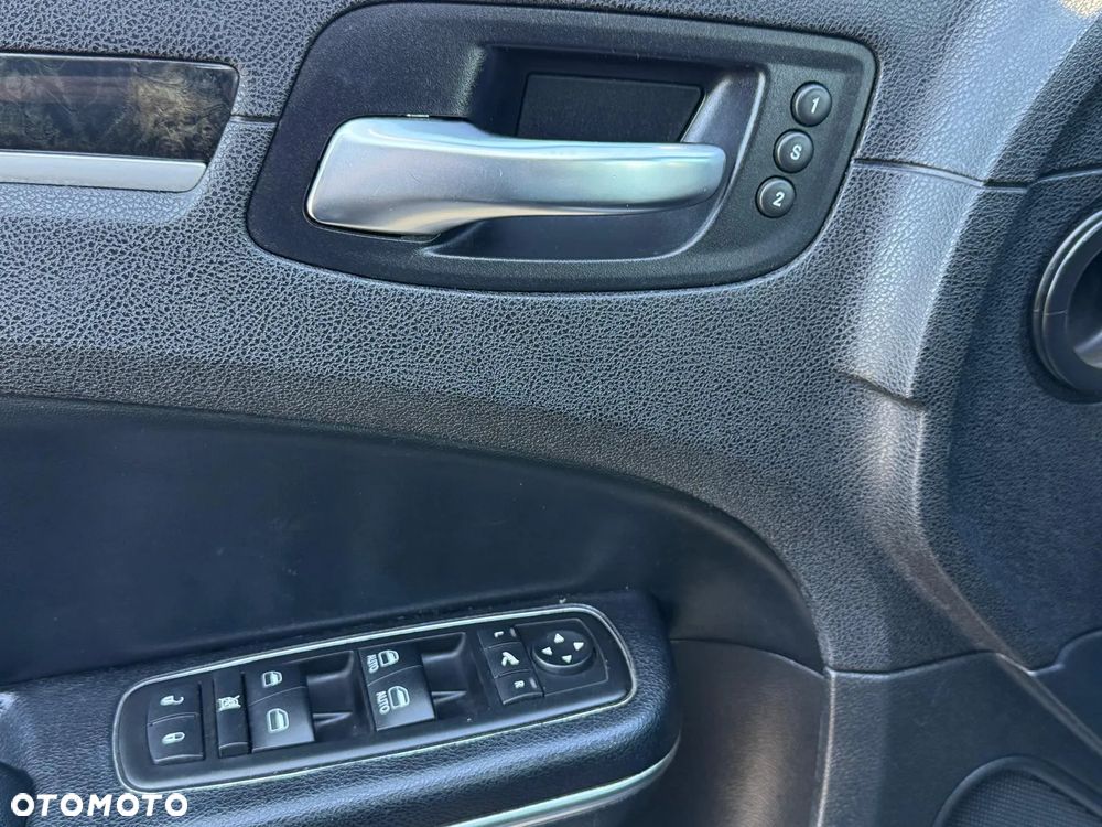 Lancia Thema 3.0 V6 CRD 24V Automatik Platinum - 7