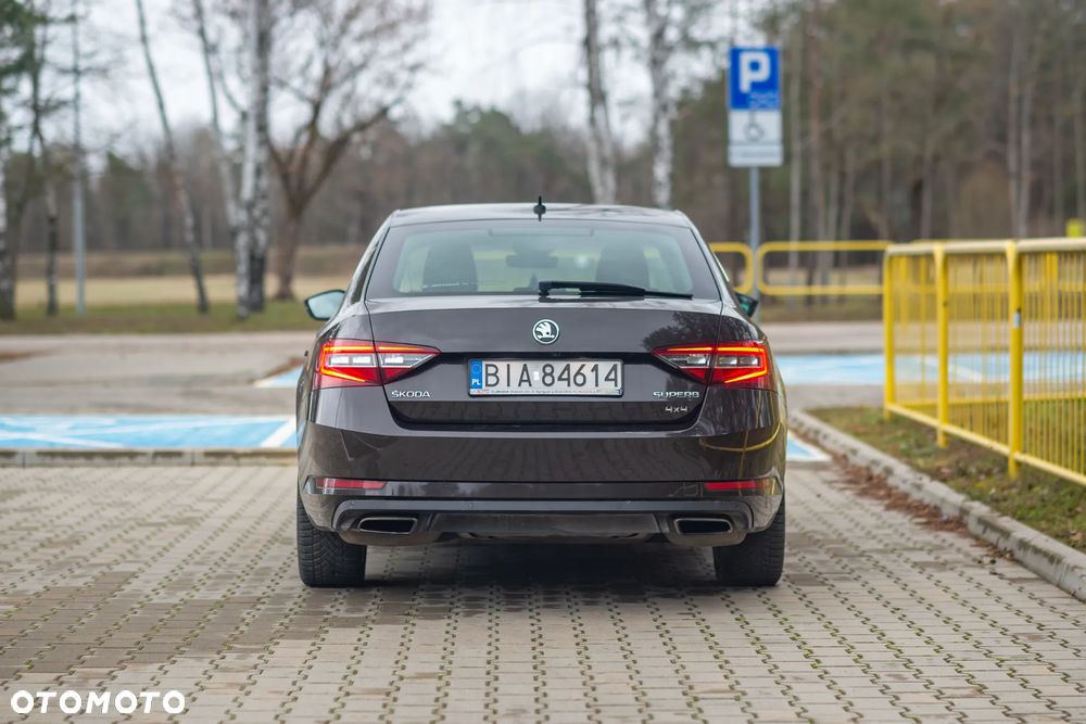Skoda Superb 2.0 TSI 4x4 Style DSG - 4