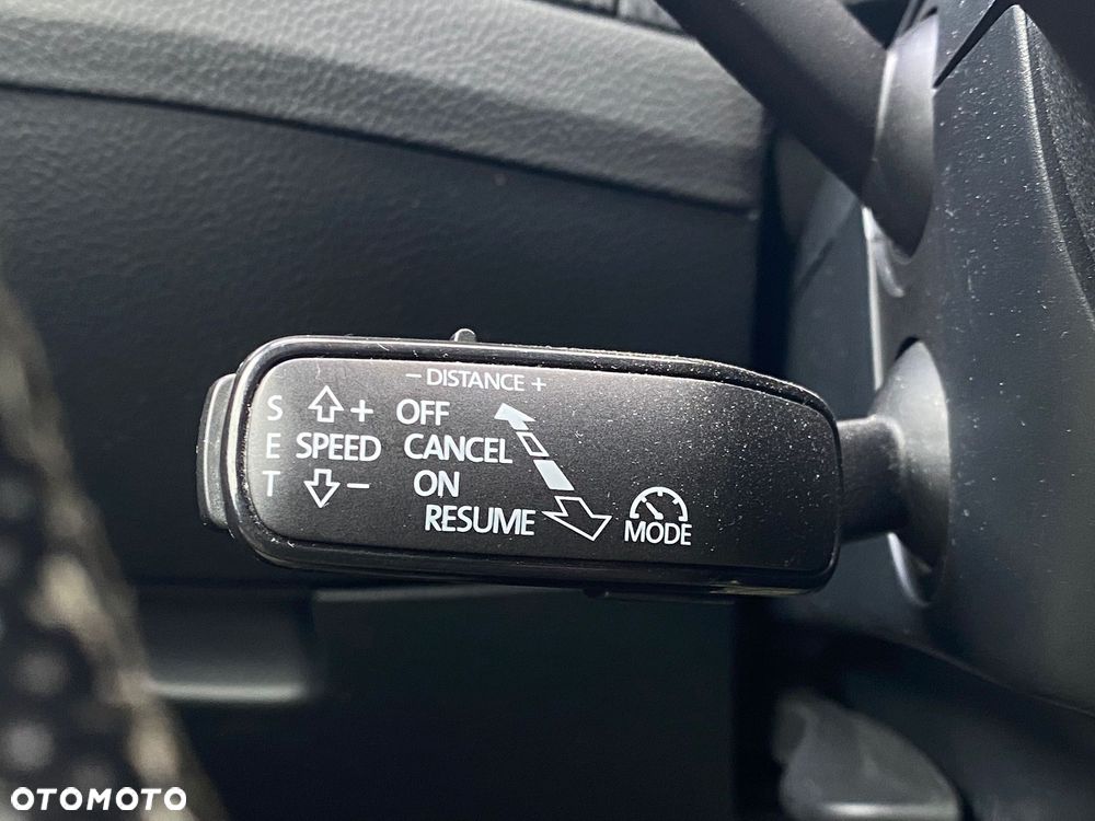 Skoda Superb 2.0 TDI Sportline DSG - 16