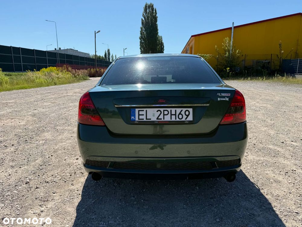 Ford Mondeo 2.0 Ghia - 9