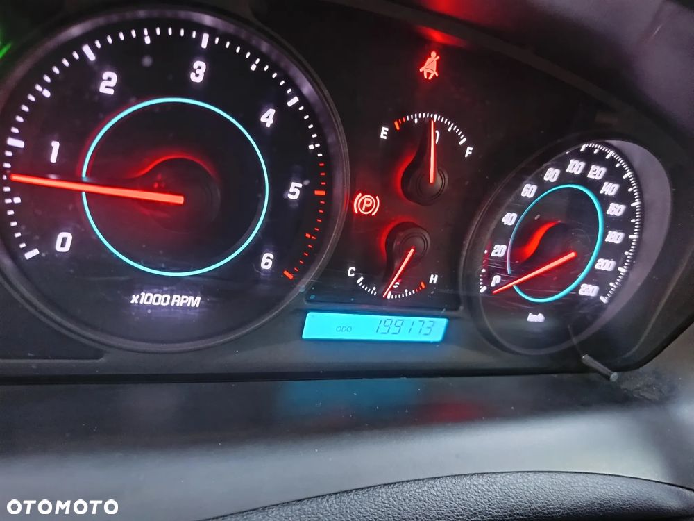 Chevrolet Captiva 2.2 D LTZ - 14