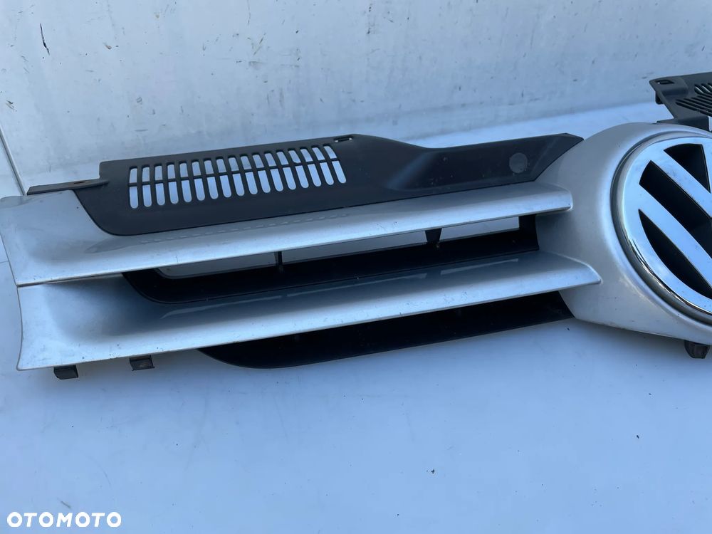 Grill Atrapa zderzaka Golf V LA7W 1K0853655A - 4