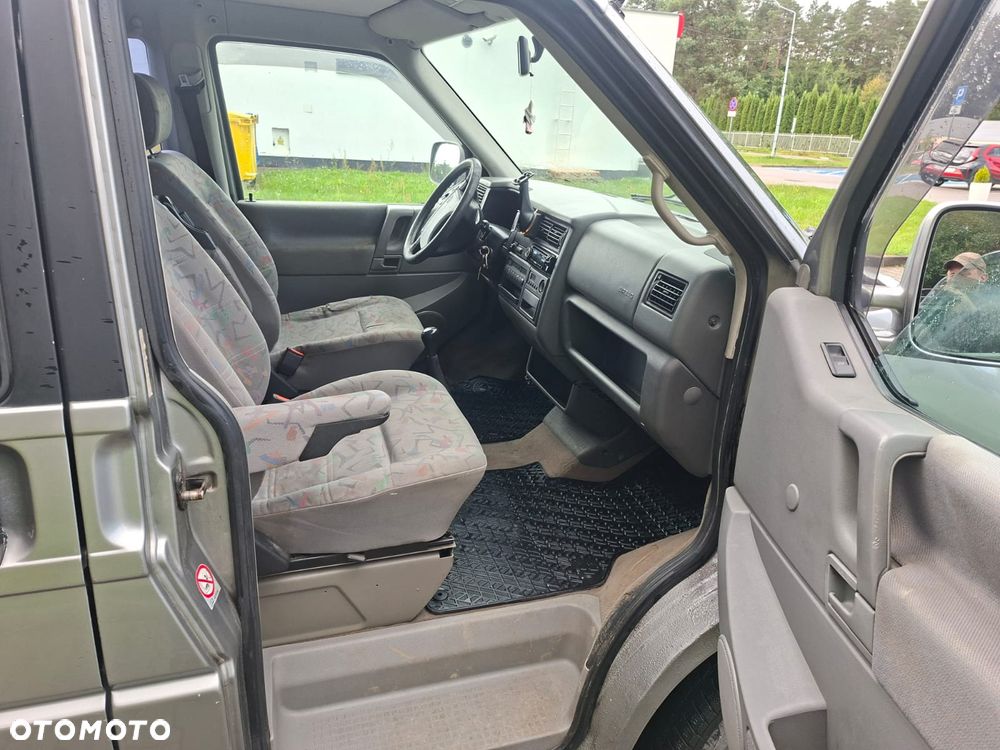 Volkswagen Multivan - 5