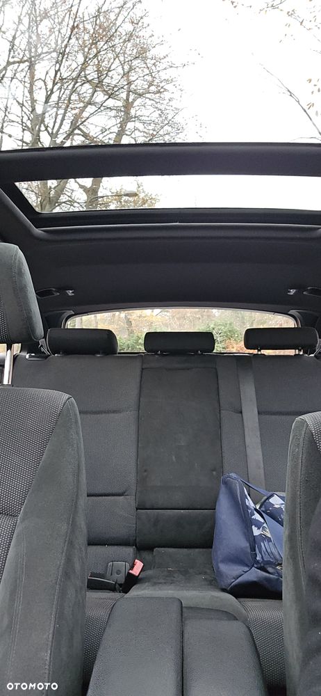 BMW Seria 3 318i - 21