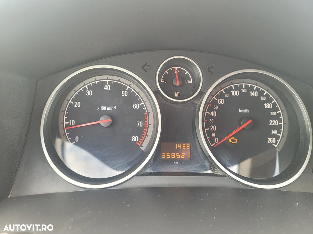 Opel Astra 1.8i Enjoy - 9