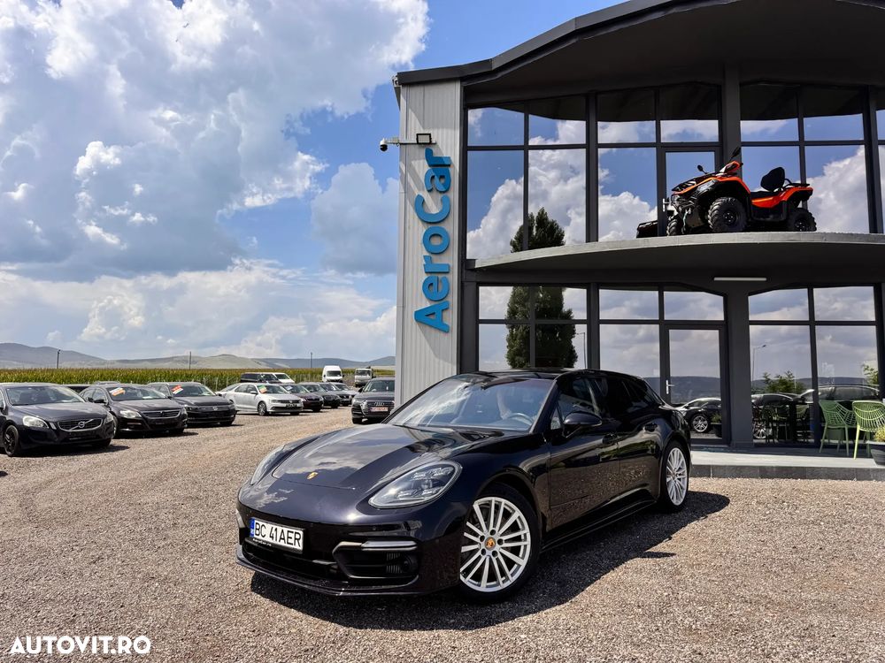 Porsche Panamera 4S Sport Turismo - 1