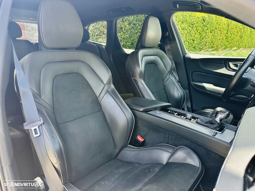 Volvo XC 60 2.0 D4 R-Design AWD - 34