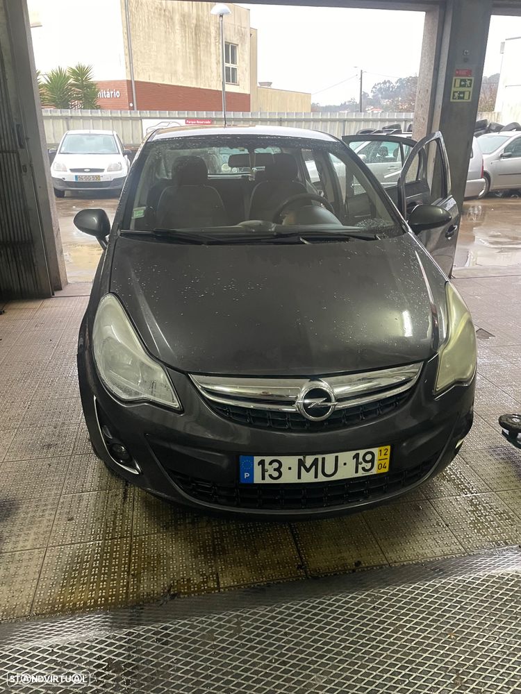 Opel Corsa 1.2 Cosmo - 11
