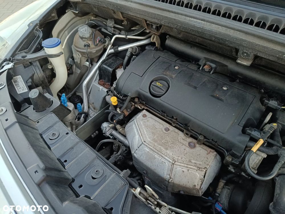 Peugeot 3008 1.6 Style - 21