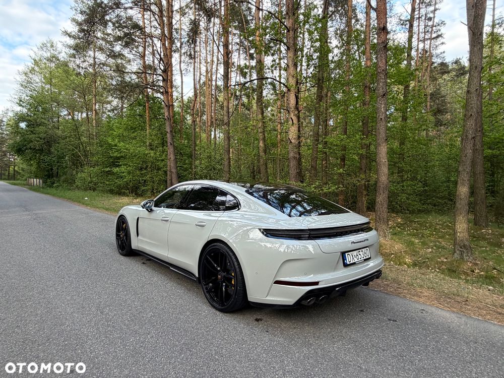 Porsche Panamera - 15