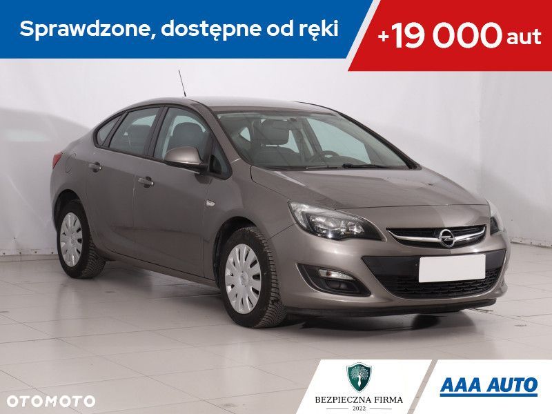 Opel Astra - 2