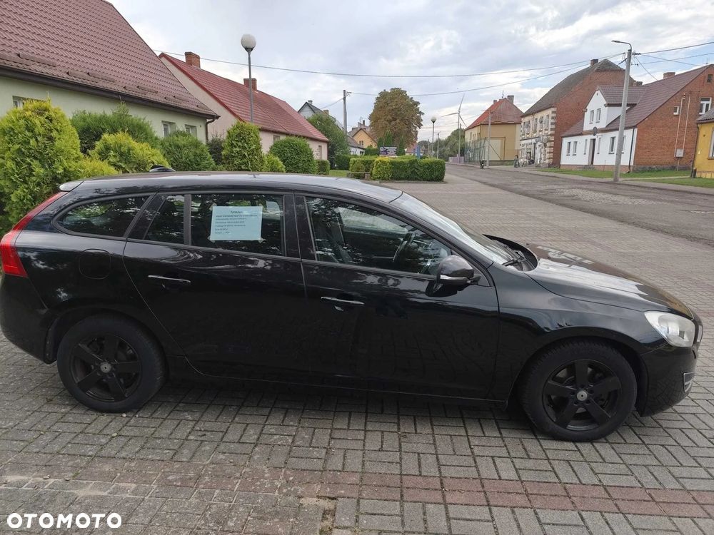 Volvo V60 D3 Kinetic - 2