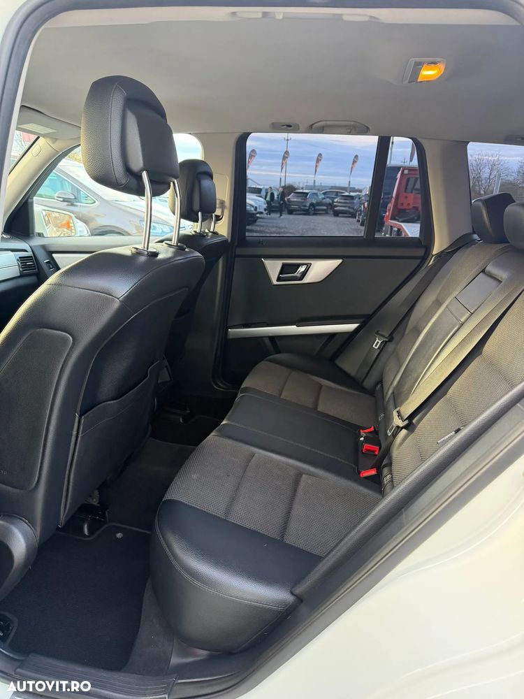 Mercedes-Benz GLK - 11
