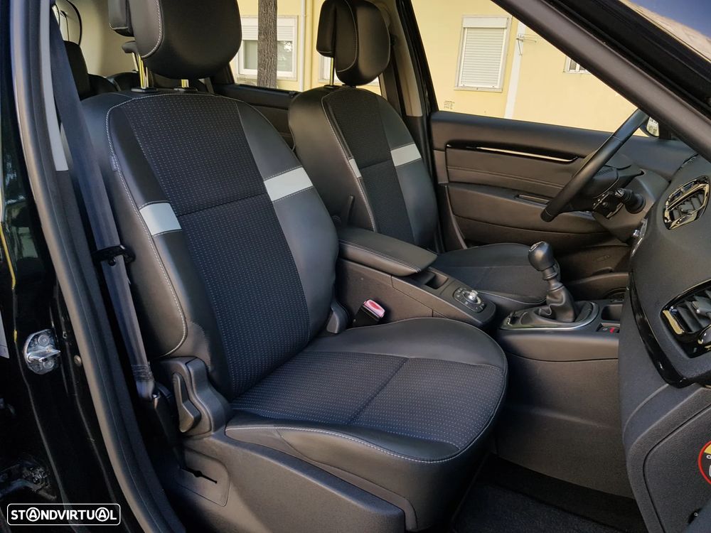 Renault Scénic 1.5 dCi Exclusive SS - 38
