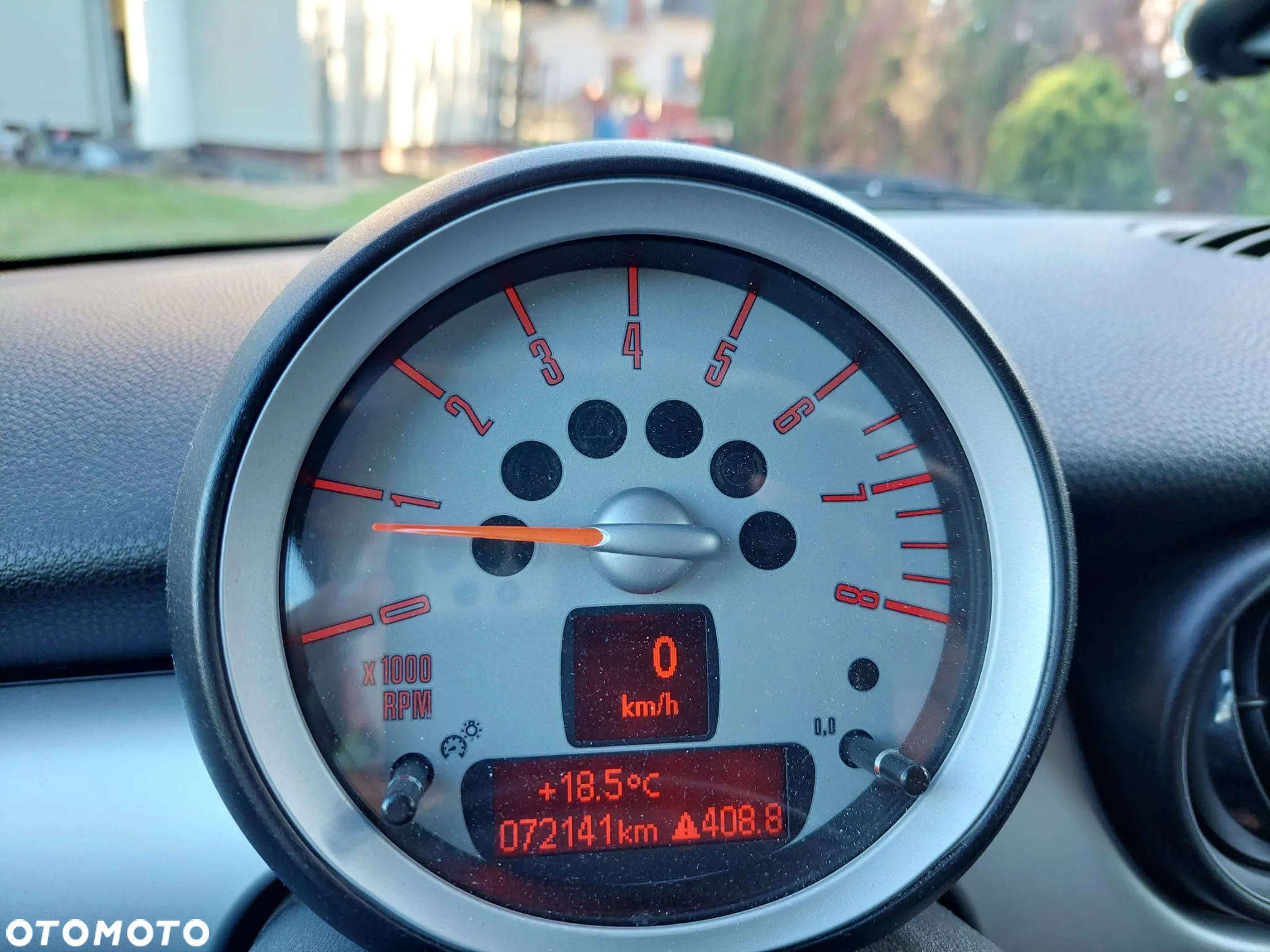MINI Cooper Standard - 8