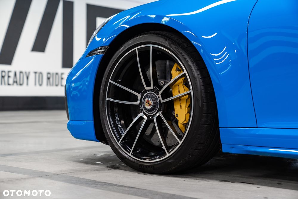 Porsche 911 Turbo S - 8