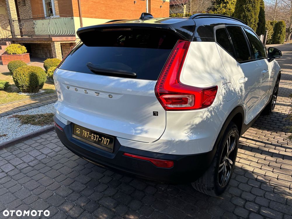 Volvo XC 40 D3 SCR R-Design - 2