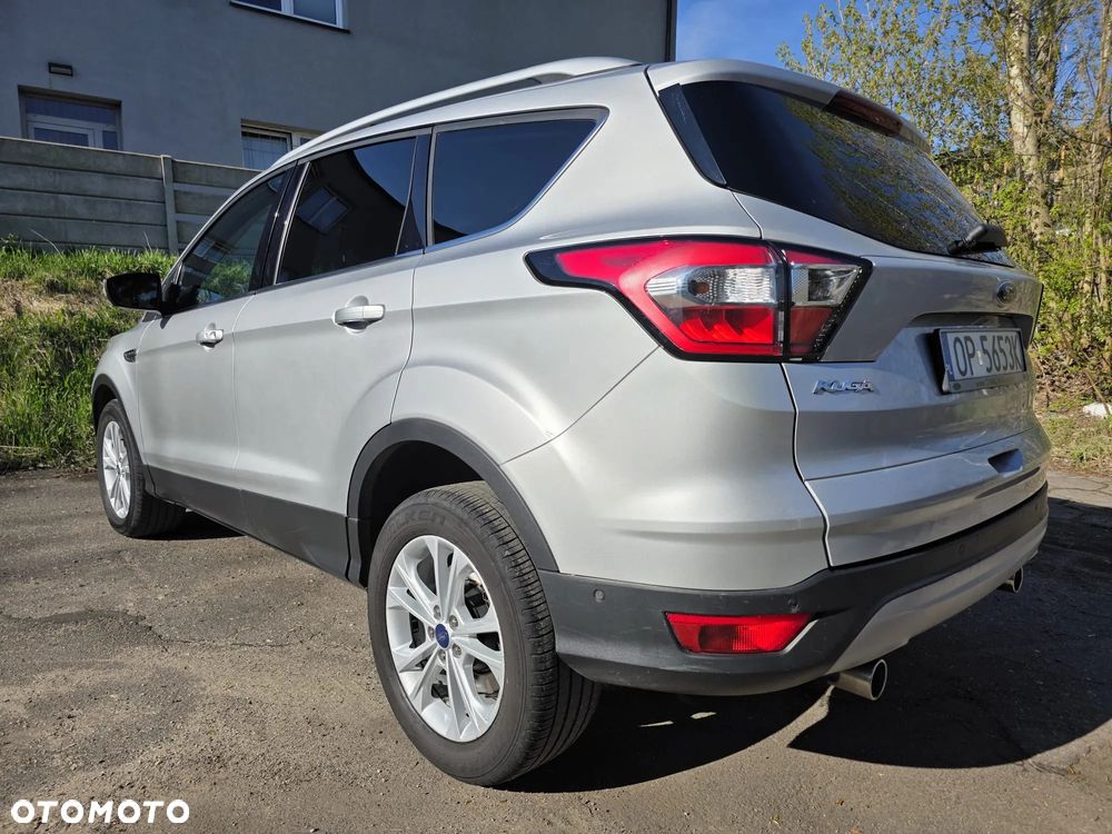 Ford Kuga - 12