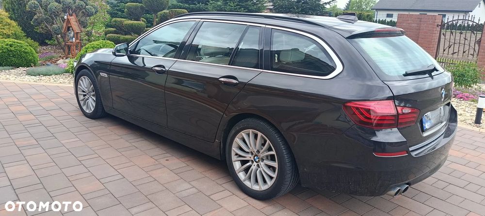 BMW Seria 5 520d Luxury Line - 2