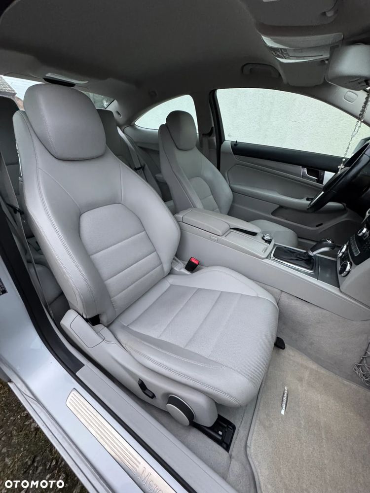 Mercedes-Benz Klasa C 180 BlueEFFICIENCY 7G-TRONIC - 13