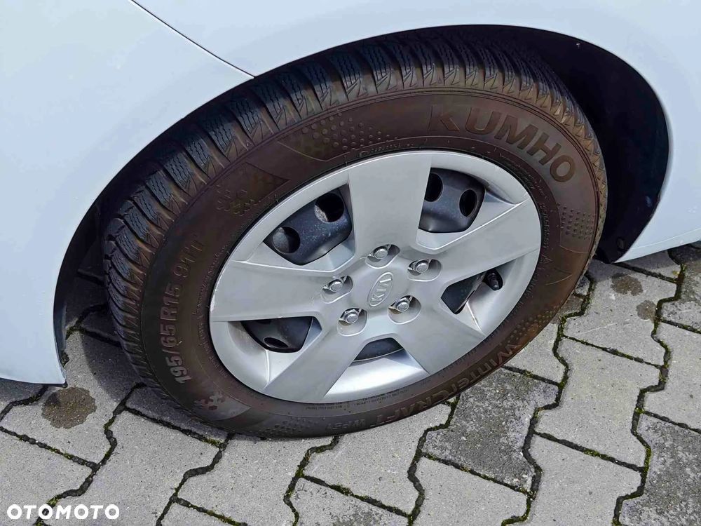 Kia Venga 1.4 CVVT Attract - 21
