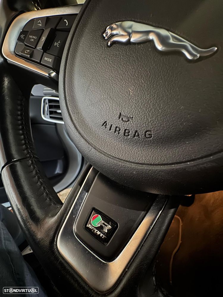 Jaguar XE 20d AWD Aut. R-Sport - 14