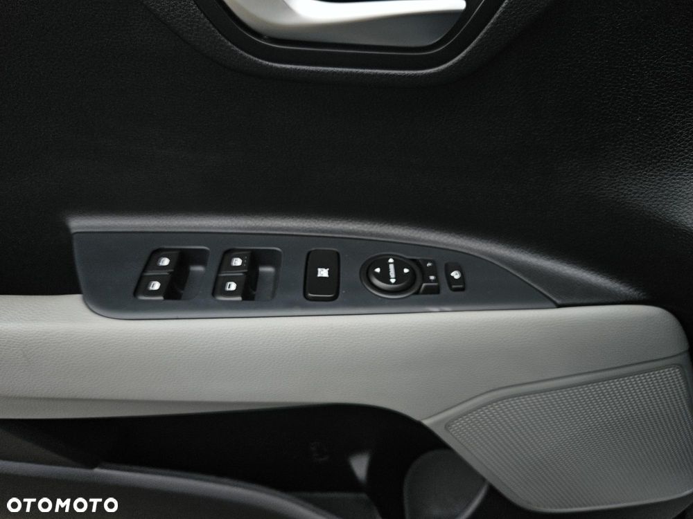 Kia Stonic 1.0 T-GDI L Business Line DCT - 32