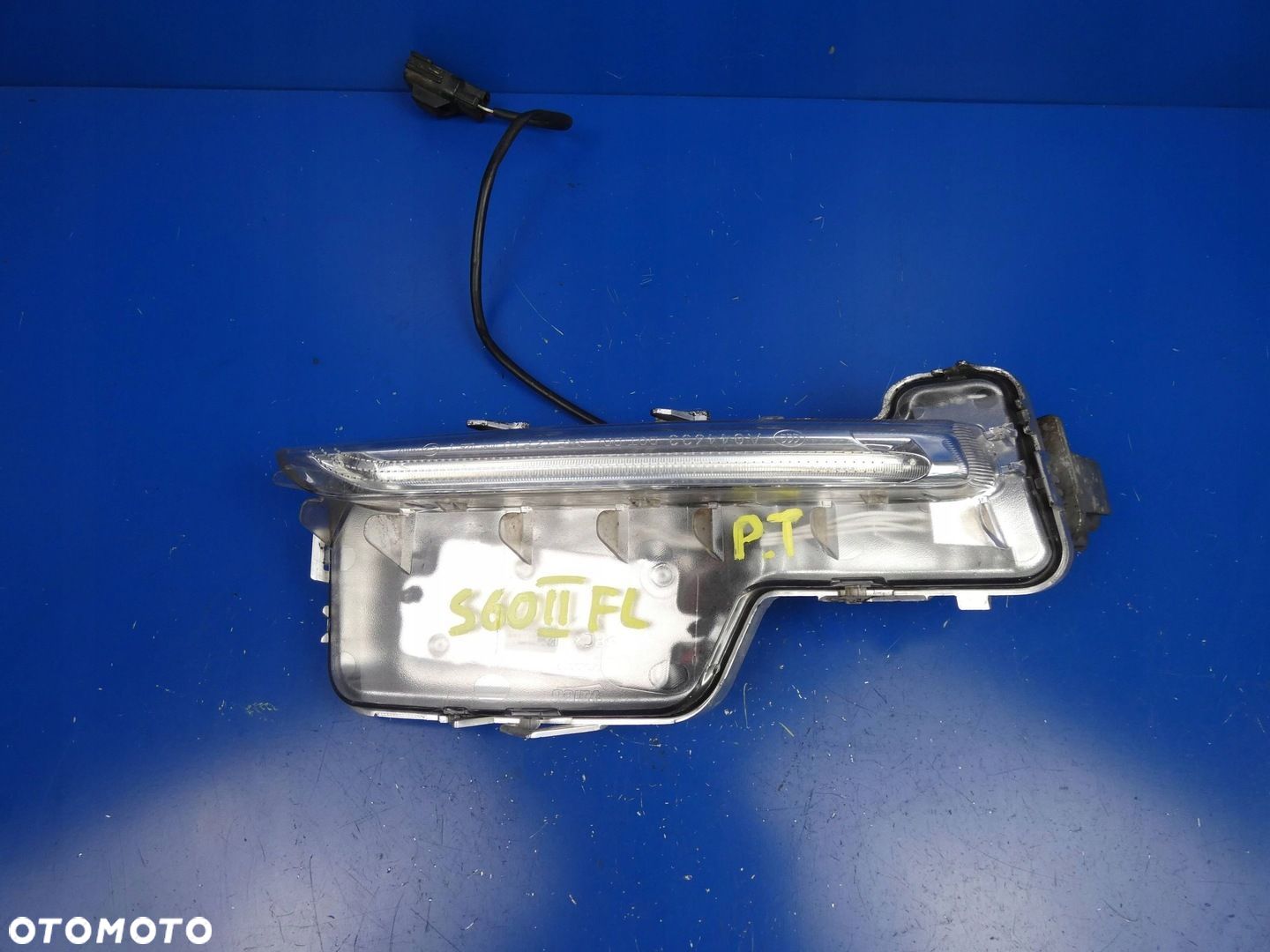 VOLVO S60 II V60 LIFT LAMPA DO JAZDY DZIENNEJ DRL LED PRAWY PRZÓD - 1