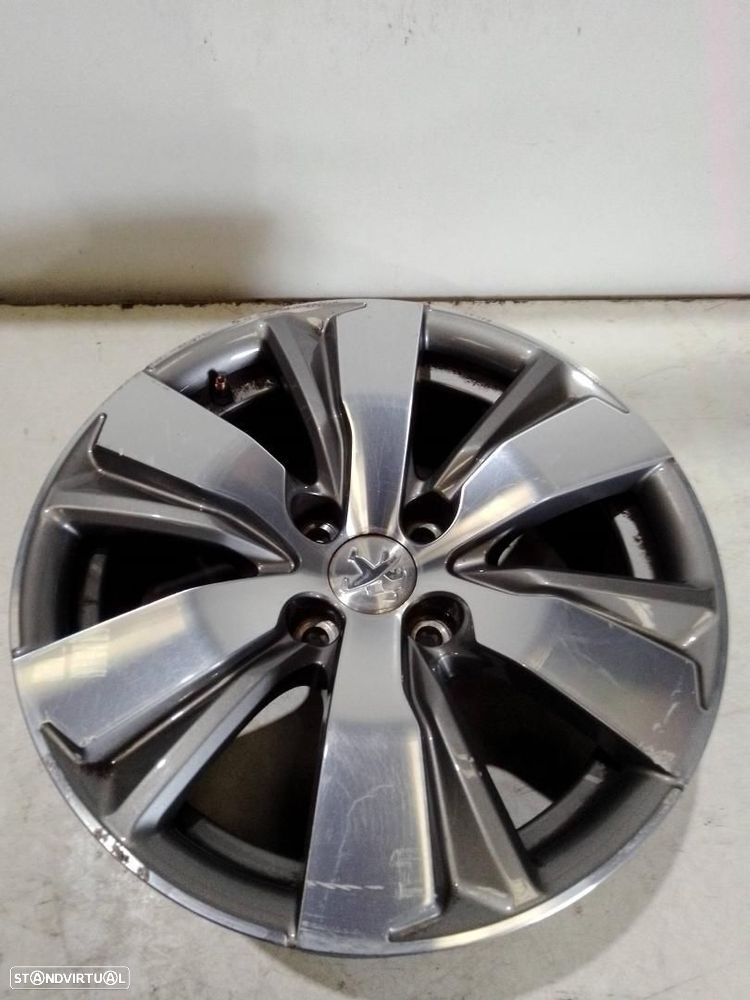 PNEU PEUGEOT 2008 - 1