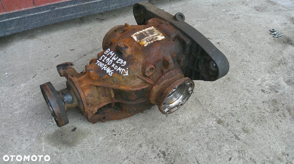 BMW E39 2.5D DYFER MOST - 2