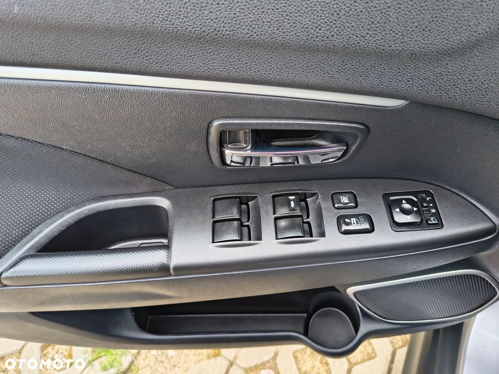 Mitsubishi ASX 1.8 DI-D 2WD Edition - 17