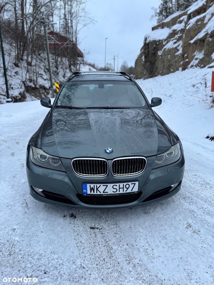 BMW Seria 3 330d xDrive - 7