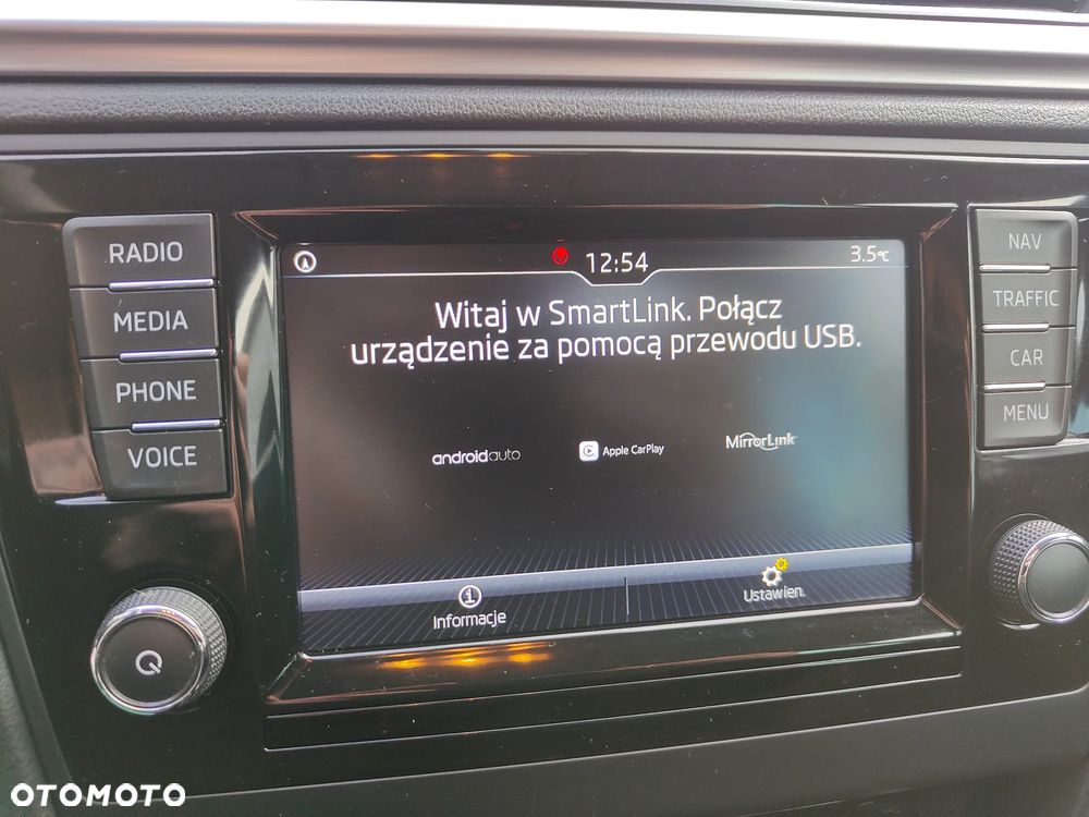 Skoda RAPID Spb 1.0 TSI Drive - 27