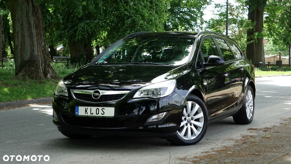 Opel Astra 1.6 Turbo - 22