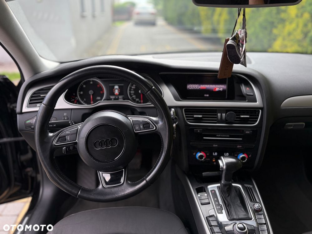 Audi A4 Avant 2.0 TDI Multitronic - 11