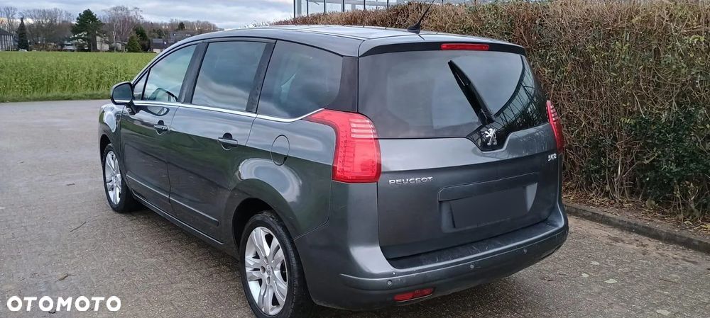 Peugeot 5008 - 4