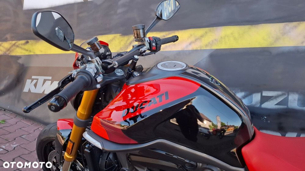 Ducati Monster - 18