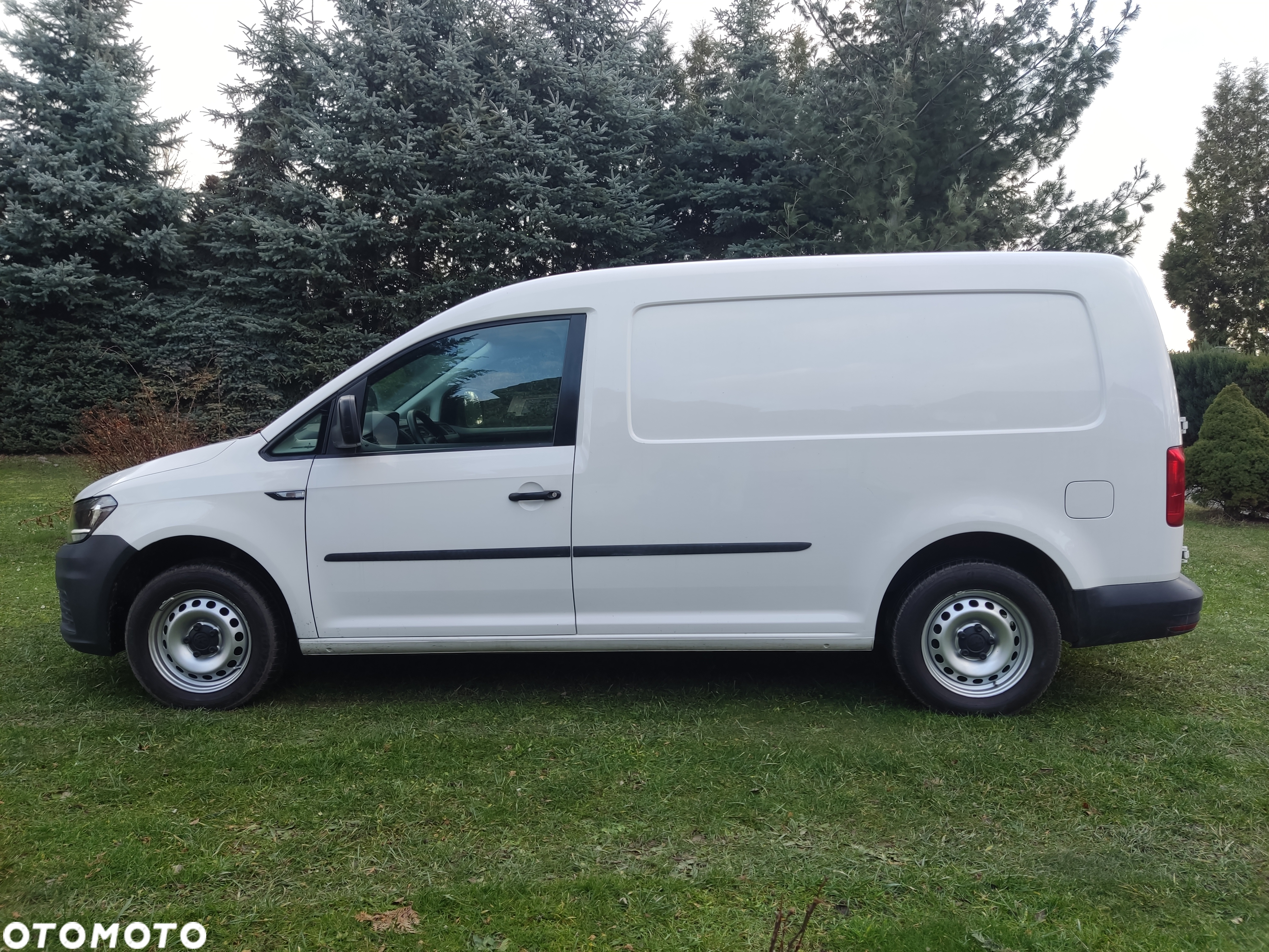 Volkswagen Caddy Maxi - 8