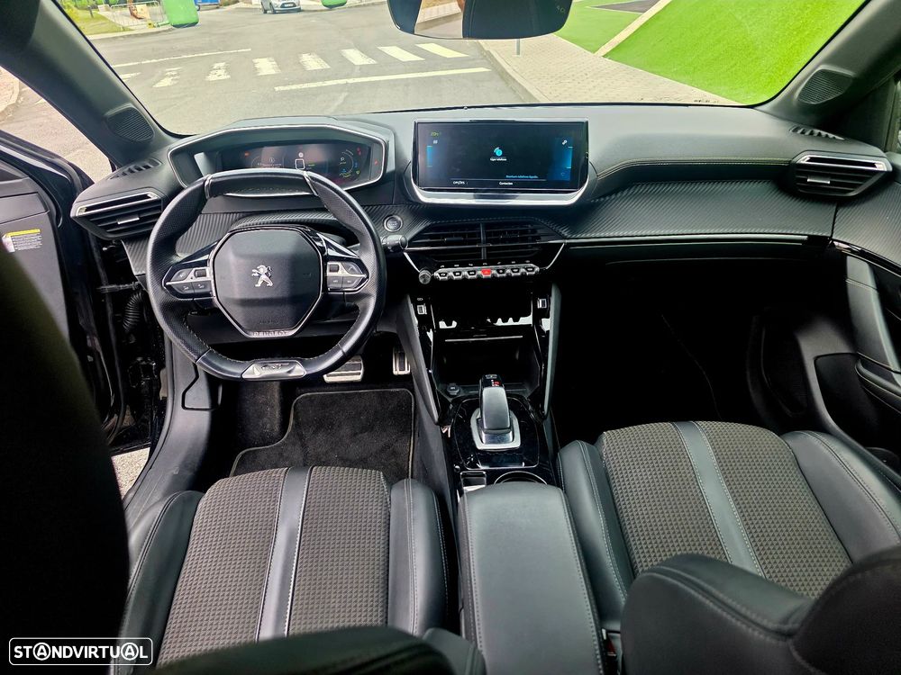 Peugeot e-208 50 kWh GT - 15