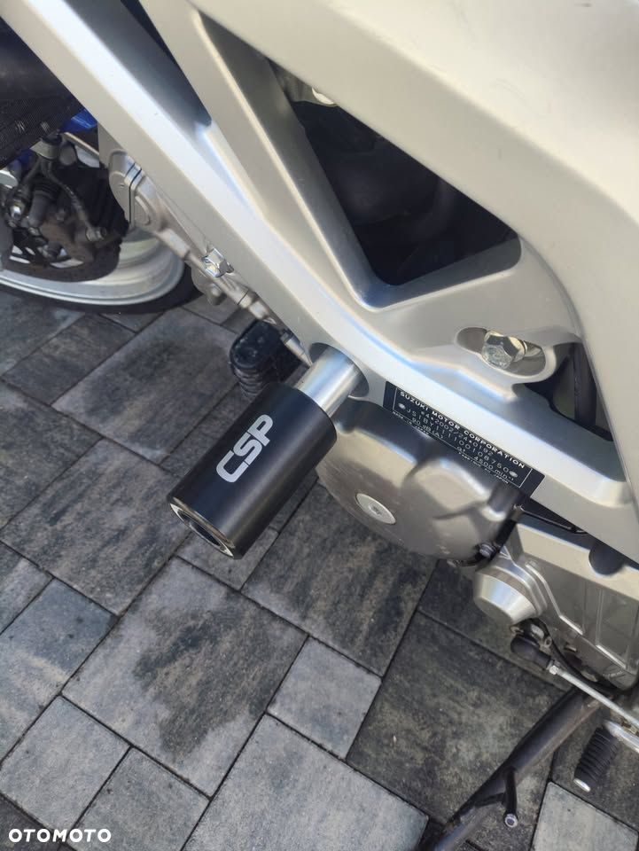 Suzuki SV - 4