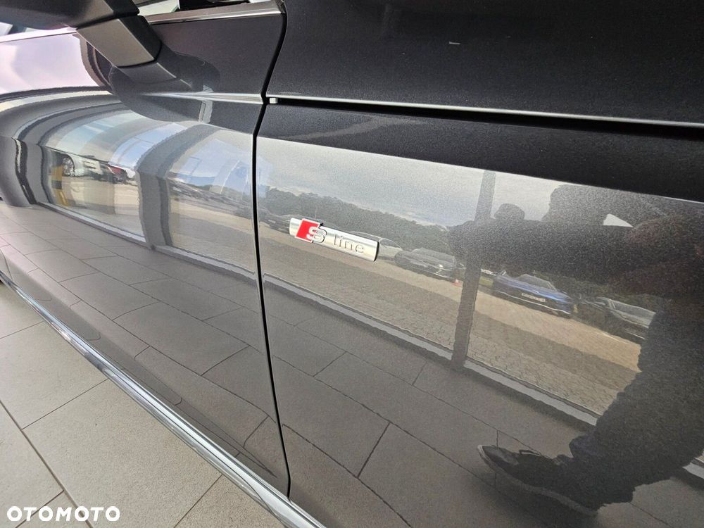 Audi A4 Avant 40 TFSI mHEV S Line S tronic - 9