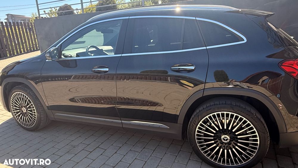 Mercedes-Benz EQA - 9
