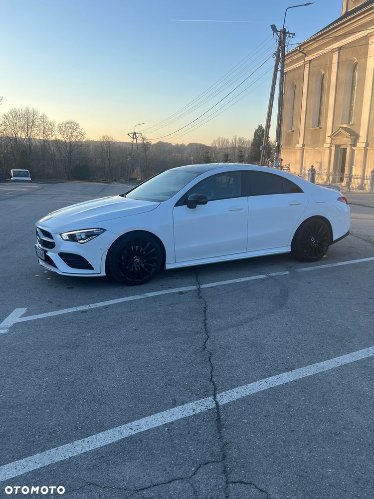 Mercedes-Benz CLA 180 7G-DCT AMG Line - 2