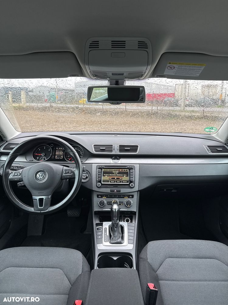 Volkswagen Passat Variant 2.0 TDI DSG BlueMotion Technology Comfortline - 20