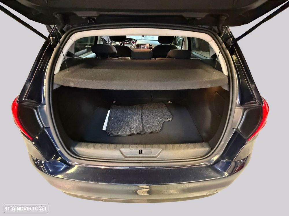 Peugeot 308 - 22
