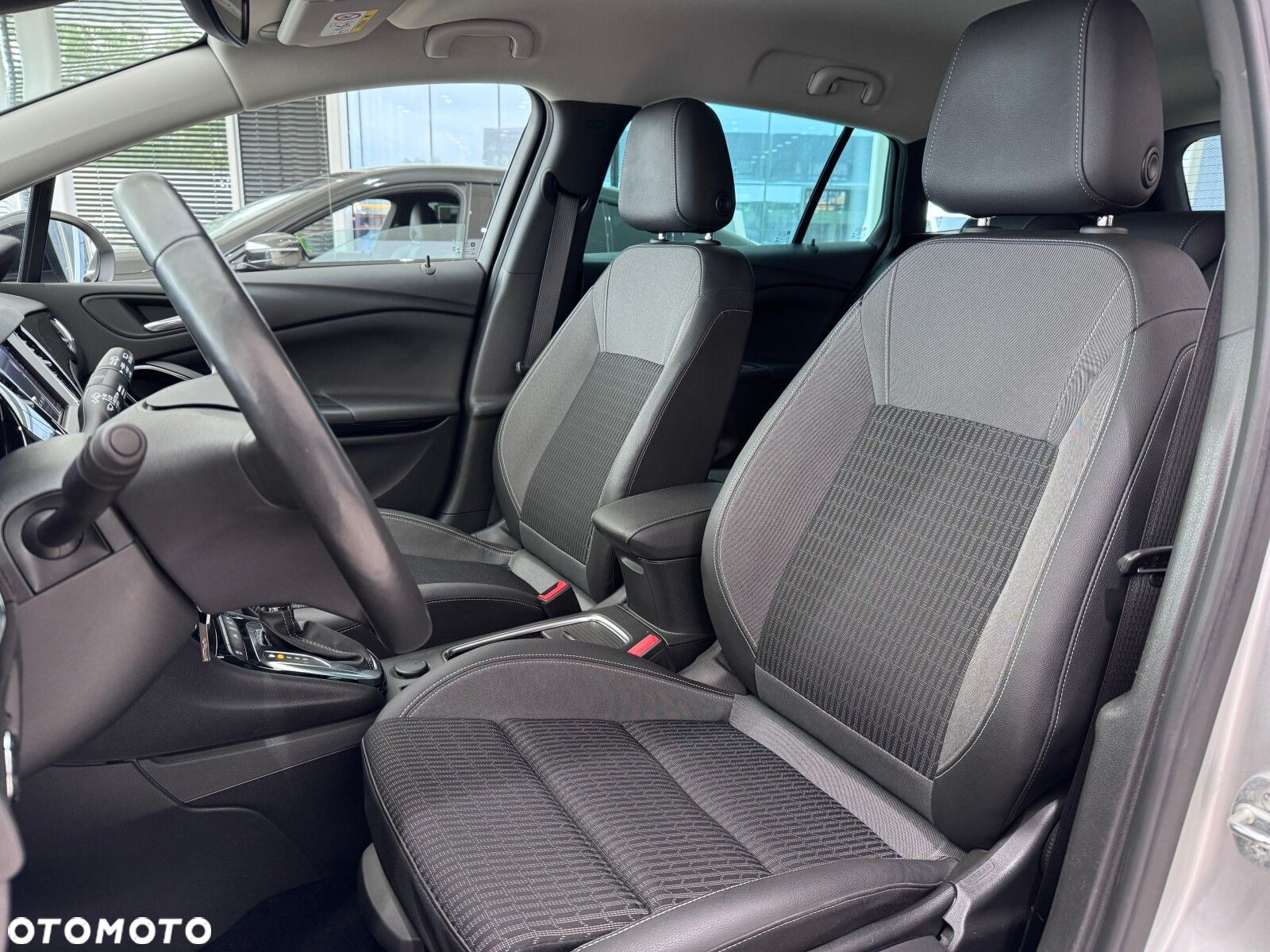 Opel Astra V 1.5 CDTI Business Elegance S&S - 10