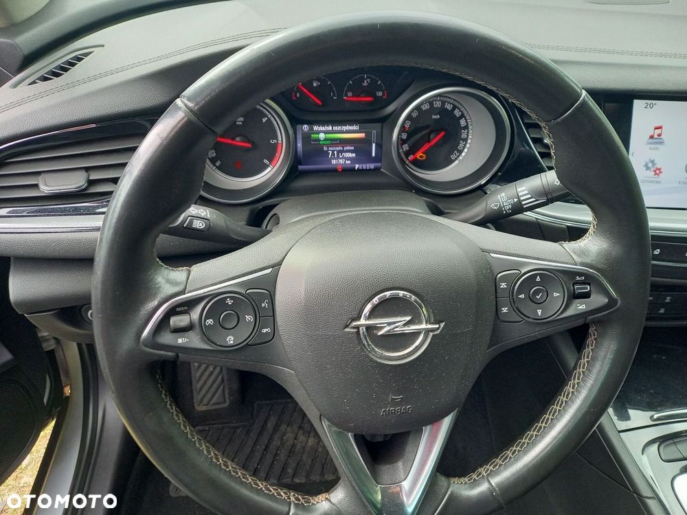 Opel Insignia - 7