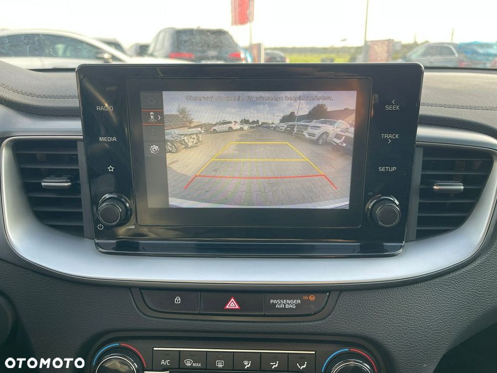 Kia Ceed 1.5 T-GDI M - 8